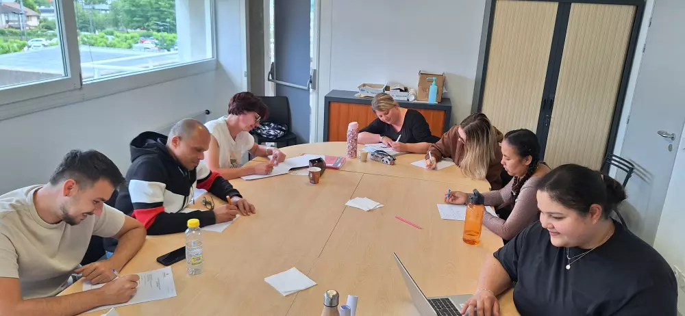 formation educalis centres hospitaliers savoie agents infirmiers aide soignantes ASH competences cles francais mathématiques biologie